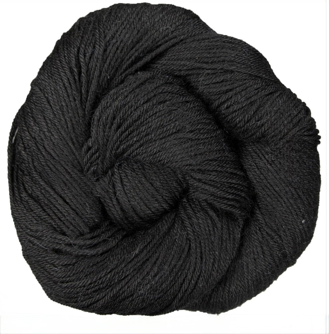 Yarn Citizen Harmony DK – needle & skein