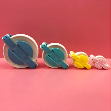 Clover Pom Pom Makers