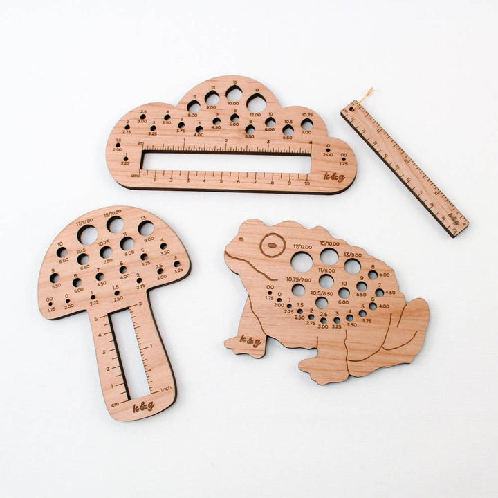 Knit & Gather Upcycled 4" Clip Ruler